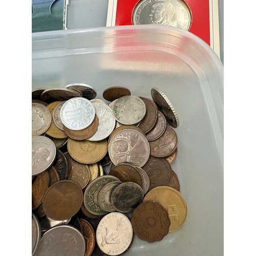 193 - Collection of Mixed Coin Denominations to Include 50p's, &pound;2 Coin & Pennies&nbsp;