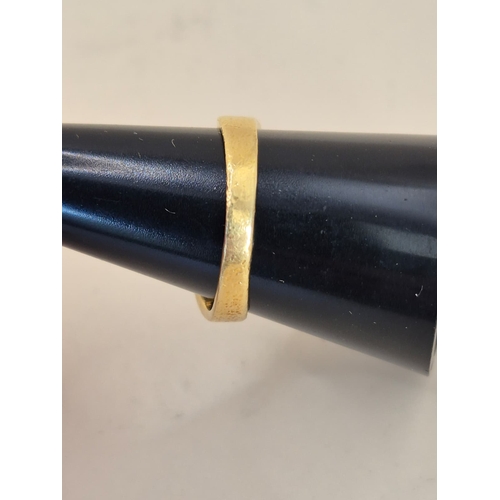 172 - 18ct Gold Diamond & Ruby Weighs 3.6g Size N