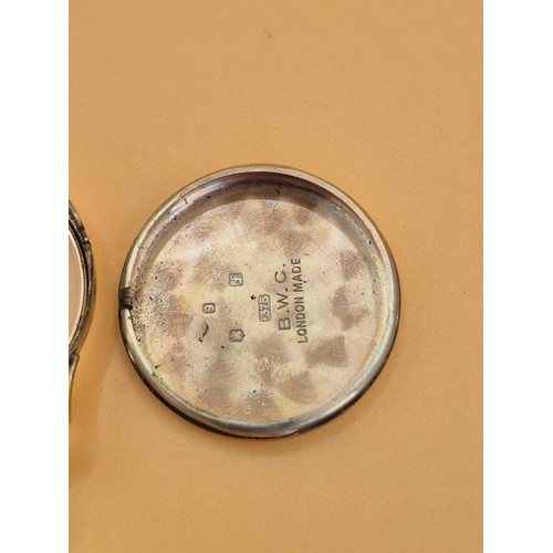 199 - 9ct Gold Vintage Ladies' Accurist Watch Winding And Working at Time of Writing This Description Some... 