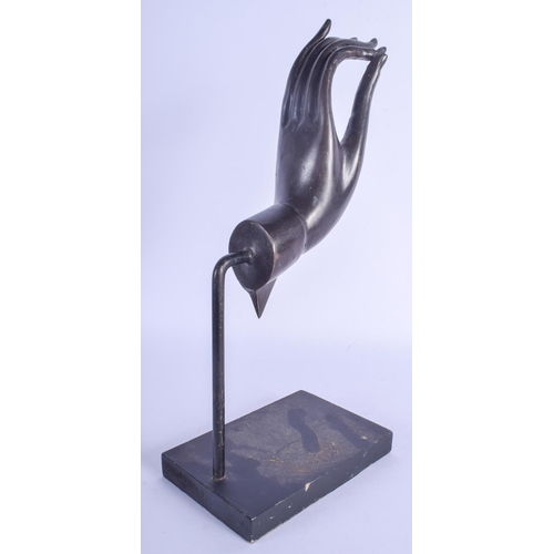 1198 - A LARGE EARLY 20TH CENTURY THAI SOUTH EAST ASIAN PATINATED BRONZE HAND of plain form. Bronze 17 cm x... 