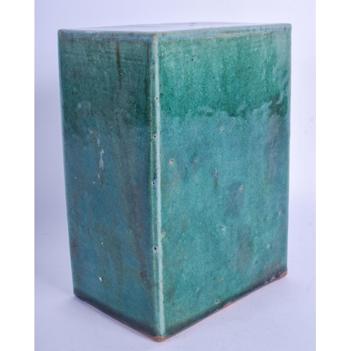 1199 - A 19TH CENTURY CHINESE GREEN GLAZED OPIUM PILLOW Late Qing. 17 cm x 8 cm.