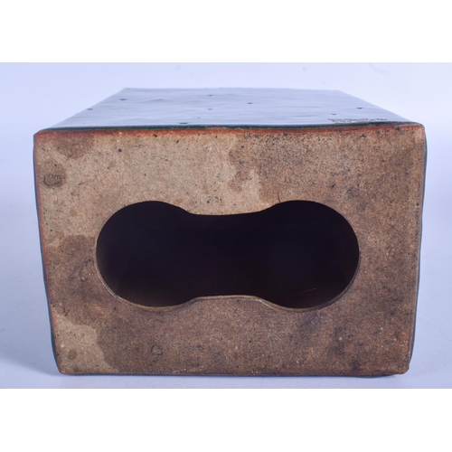 1199 - A 19TH CENTURY CHINESE GREEN GLAZED OPIUM PILLOW Late Qing. 17 cm x 8 cm.