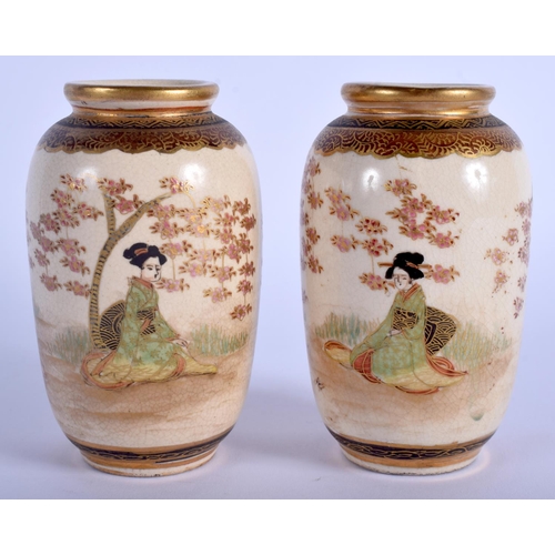1231 - A PAIR OF 19TH CENTURY JAPANESE MEIJI PERIOD SATSUMA VASES painted with geisha. 9.5 cm high.