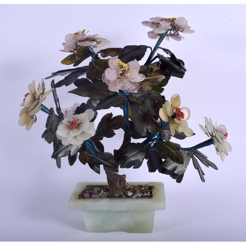 1247 - AN EARLY 20TH CENTURY CHINESE CARVED JADE AND AGATE BONZAI TREE Qing/Republic. 33 cm x 18 cm.