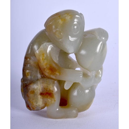 1266 - AN EARLY 20TH CENTURY CHINESE CARVED GREEN MUTTON JADE MONKEY Late Qing/Republic. 6.5 cm x 4.5 cm.