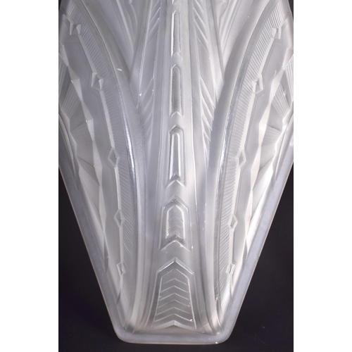 20 - A STYLISH SET OF THREE ART DECO GLASS WALL PLAQUE by Verrerie Des Hanots,  of highly stylised form. ... 