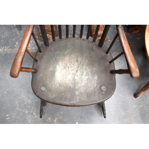 231 - A LOVELY 18TH/19TH CENTURY CONTINENTAL PAINTED WOOD ROCKING CHAIR probably American. 114 cm x 57 cm.