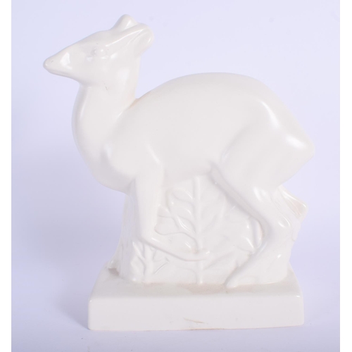 106 - A 1930S WEDGWOOD WHITE GLAZED POTTERY FIGURE OF A DEER designed by John Skeaping. 16 cm x 21 cm.