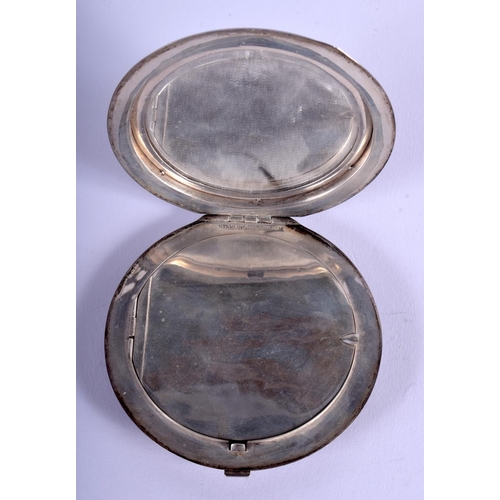1087 - AN EARLY 20TH CENTURY THAI SILVER BUDDHISTIC COMPACT. 110 grams. 9 cm diameter.