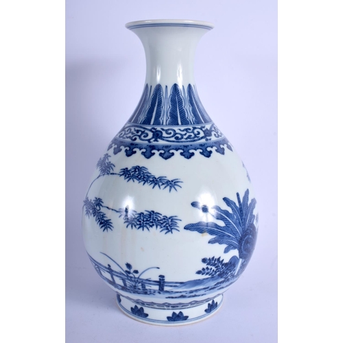 1099 - A GOOD CHINESE BLUE AND WHITE PORCELAIN YUHUCHUMPING VASE Daoguang mark and possibly of the period, ... 