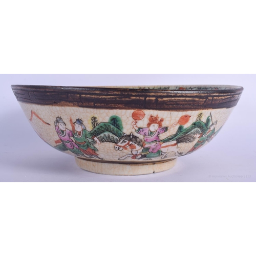 1150 - A LARGE 19TH CENTURY CHINESE CRACKLE GLAZED FAMILLE VERTE BOWL Qing, enamelled with figures. 25 cm d... 