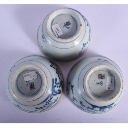 1175 - THREE CHINESE TEK SING CARGO PORCELAIN BOWLS painted with landscapes. 12 cm diameter. (3)