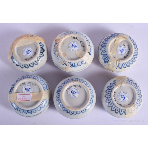 1197 - SIX CHINESE CA MAU CARGO PORCELAIN COSMETIC BOXES AND COVERS painted with flowers. 6.5 cm diameter. ... 