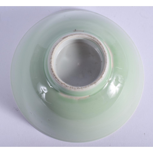 1203 - AN 18TH CENTURY CHINESE CELADON PORCELAIN BOWL Qianlong. 15 cm diameter.