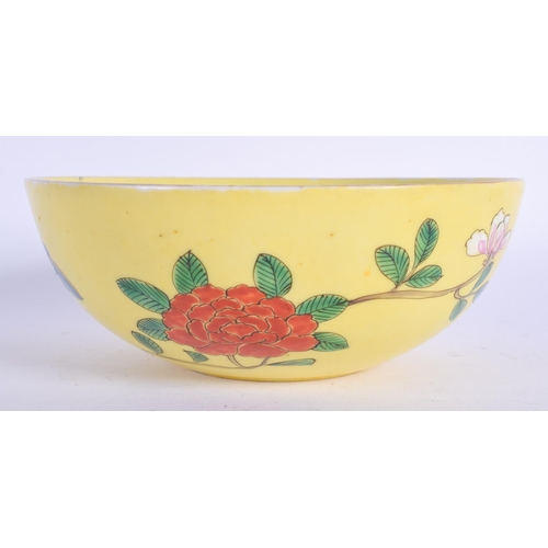 1209 - AN EARLY 20TH CENTURY JAPANESE MEIJI PERIOD FAMILLE VERTE PORCELAIN BOWL painted with a phoenix bird... 