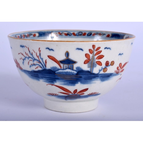 125 - 18th c. Worcester tea bowl painted in under glaze blue and over  glaze red with the Candle Fence Pav... 