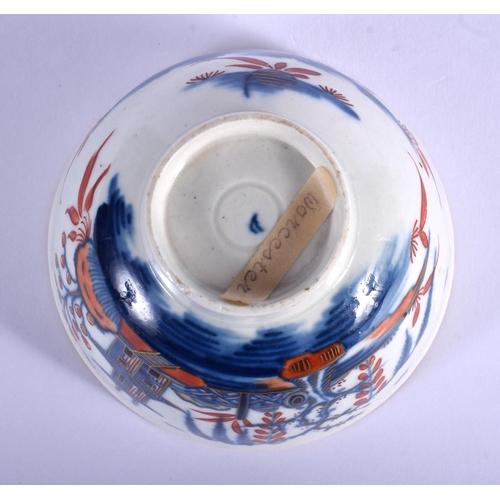 125 - 18th c. Worcester tea bowl painted in under glaze blue and over  glaze red with the Candle Fence Pav... 