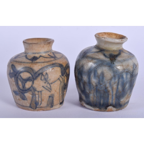 1267 - TWO 17TH/18TH CHINESE BLUE AND WHITE JARS Ming/Qing, possibly Vietnamese Shipwreck. 5.5 cm high.