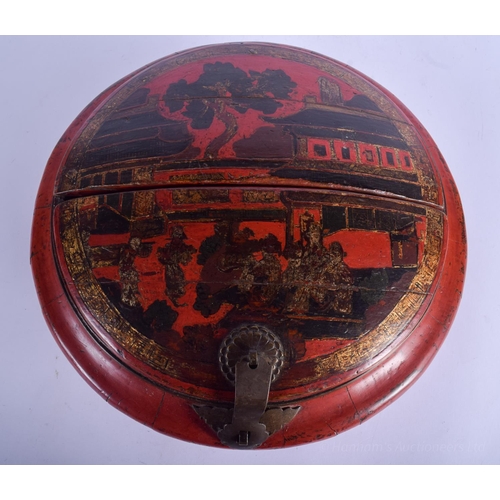 1288 - AN EARLY 20TH CENTURY CHINESE LACQUERED WOOD FOOD BOX AND COVER Qing/Republic. 27 cm wide.