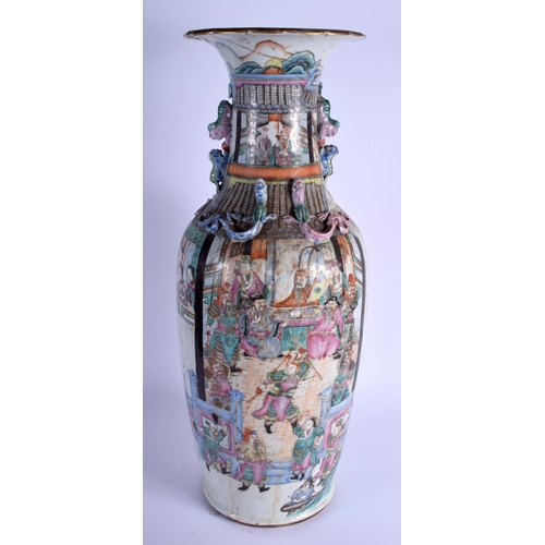 1394 - A VERY LARGE 19TH CENTURY CHINESE FAMILLE ROSE CANTON VASE Qing, painted with warriors within landsc... 