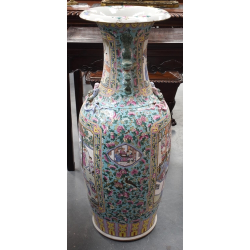 1450 - A VERY LARGE CHINESE CANTON FAMILLE ROSE FLOOR VASE Late Qing/Republic, painted with figures and chi... 