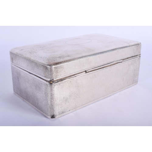 1529 - A LATE 19TH CENTURY CHINESE EXPORT SILVER CIGARETTE CASE by Hung Chong. 594 grams. 15 cm x 9 cm.