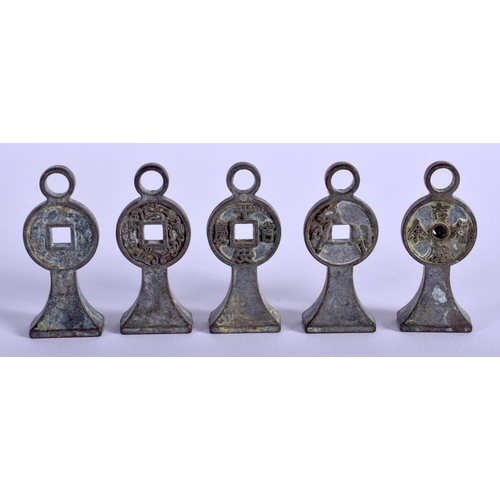 1539 - FIVE CHINESE BRONZE SEALS 20th Century. (5)