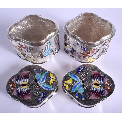 1816 - A LOVELY PAIR OF CHINESE SILVER AND ENAMEL TRINKET BOXES AND COVERS decorated with foliage. 300 gram... 