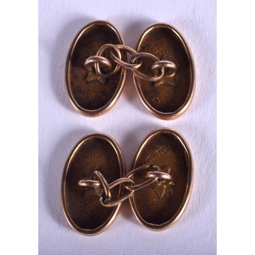 1822 - A PAIR OF VINTAGE 9CT GOLD CUFFLINKS. 2.8 grams.