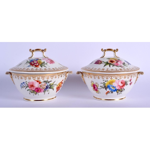 185 - Early 19th c. fine English tureens covers and stands well painted with flowers. Stands 18 cm wide.