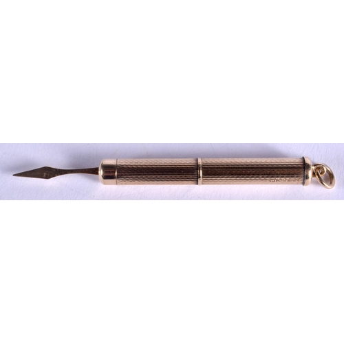 1870 - A 9CT GOLD PROPELLING PENCIL. 6.1 grams. 4 cm long closed.