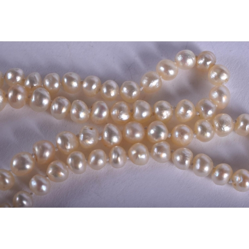 1894 - AN EDWARDIAN PEARL BRACELET. 16 cm long.