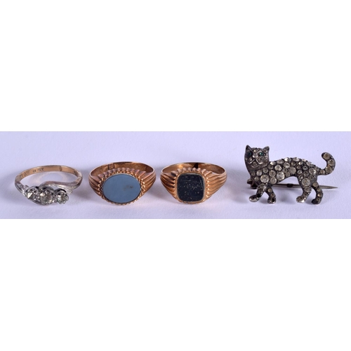 1911 - THREE ANTIQUE 9CT GOLD RINGS and a brooch. Gold 8 grams. (4)