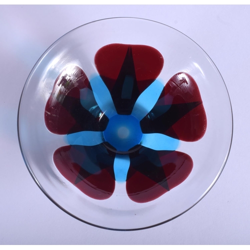 20 - A FRENCH LALIQUE TRI COLOUR GLASS BOWL of deco inspiration. 13 cm wide.