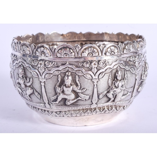 2020 - A VERY UNUSUAL ENGLISH SILVER INDIAN STYLE SUGAR BOWL. 95 grams. 9.5 cm wide.