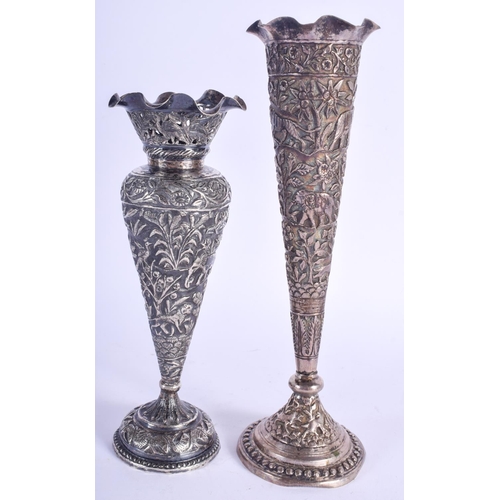 2044 - TWO ANTIQUE INDIAN SILVER VASES. 825 grams weighted. Largest 25 cm high. (2)