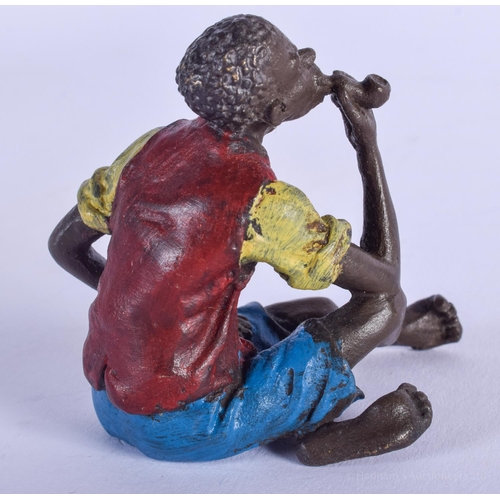 2074 - A CONTEMPORARY COLD PAINTED BRONZE FIGURE. 5.5 cm x 4 cm.