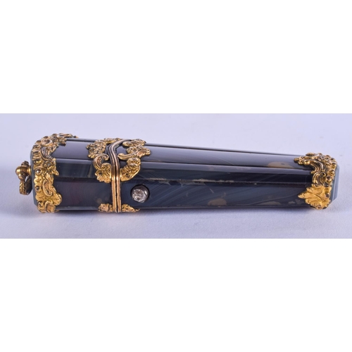 2079 - A FINE GEORGE III YELLOW METAL AGATE AND DIAMOND ETUI. 9.5 cm x 3.25 cm.