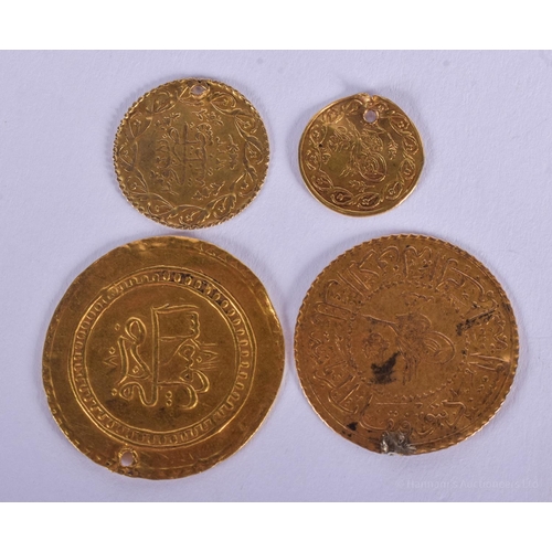 2080 - FOUR CONTINENTAL MIDDLE EASTERN GOLD COINS possibly 18th century. 10 grams. (4)