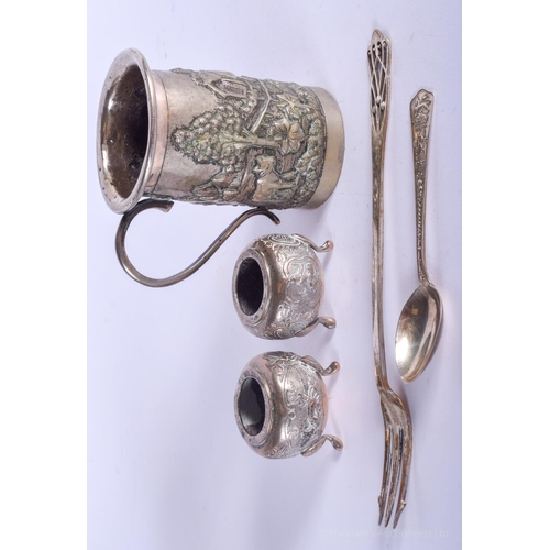 2087 - ASSORTED ANTIQUE SILVER including a fork. 193 grams. (qty)