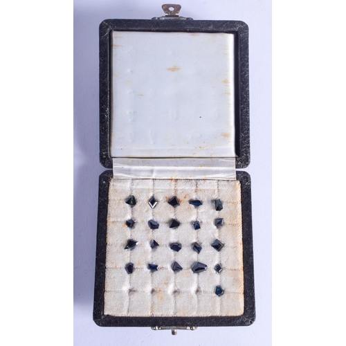 2090 - ASSORTED AUSTRALIAN SAPPHIRES. (qty).  Dimensions of box 9 x 9 x2.5cm