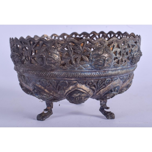 2102 - AN EARLY 20TH CENTURY SOUTH EAST ASIAN INDIAN SILVER BOWL. 149 grams. 12 cm wide.