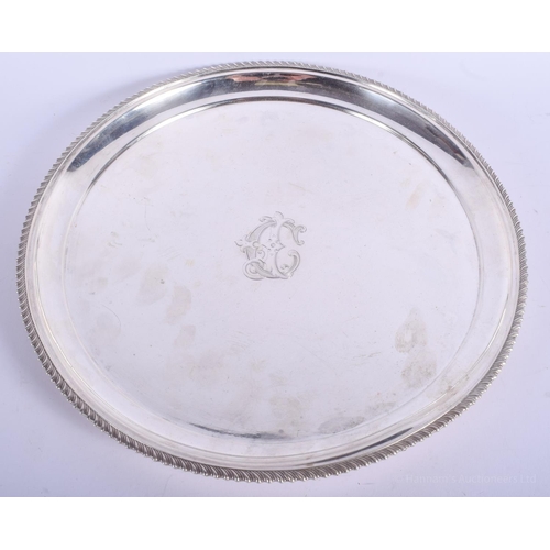 2103 - A VICTORIAN SCOTTISH SILVER SALVER. Edinburgh 1896. 690 grams. 26.5 cm diameter.