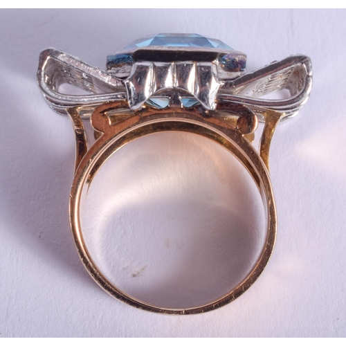 2167 - AN ART DECO GOLD AQUAMARINE AND DIAMOND RING. 17 grams. N. Aqua 1.2 cm x 1.5 cm.