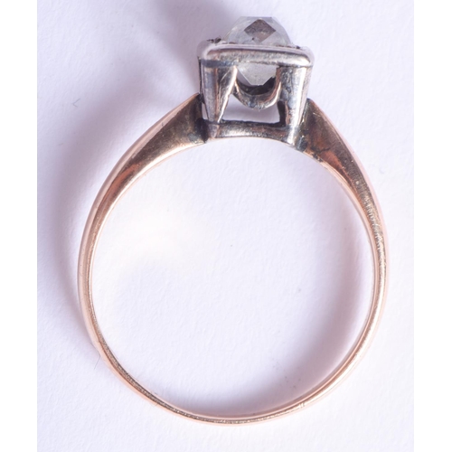 2201 - AN ANTIQUE GOLD 0.6CT DIAMOND RING. 2.8 grams. O/P.