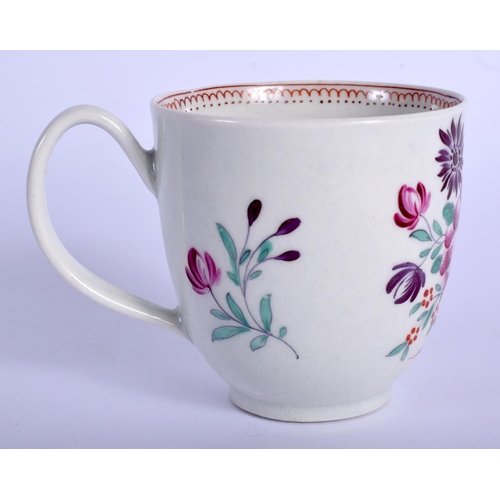 271 - 18th c. English porcelain coffee cup probably Worcester. 6 cm high