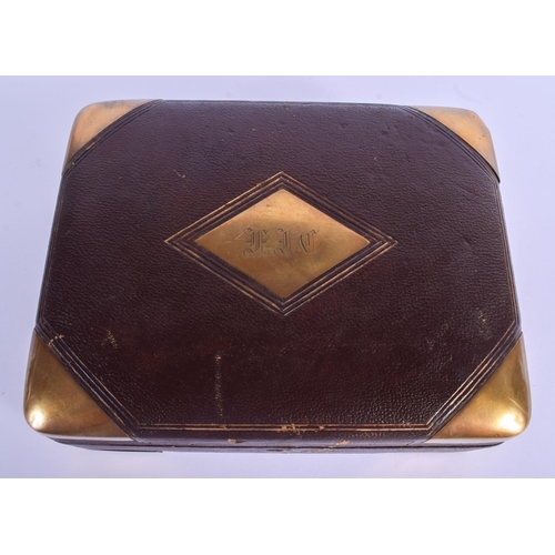 302 - A 19TH CENTURY FRENCH BRASS MOUNTED LEATHER VANITY CASE Louis Dujat, Palais Royal. 26 cm x 21 cm.