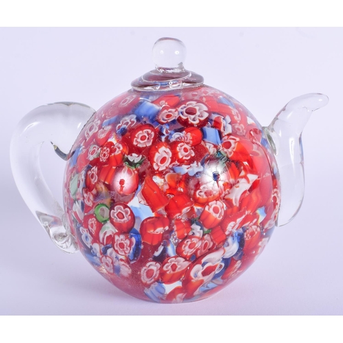 7 - AN UNUSUAL EUROPEAN CANDY CANE GLASS TEAPOT. 11 cm wide.