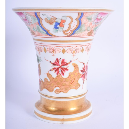 78 - AN EARLY 19TH CENTURY ENGLISH PORCELAIN FLARED SPILL VASE Probably Coalport, painted scrolls and flo... 