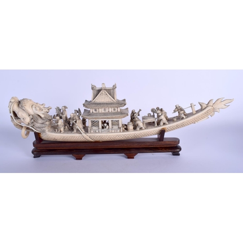 1642 - A GOOD 19TH CENTURY CHINESE CANTON IVORY DRAGON BOAT Qing, of unusually fine quality, modelled with ... 